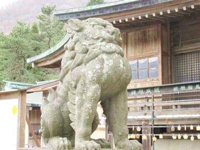 函館八幡宮の狛犬