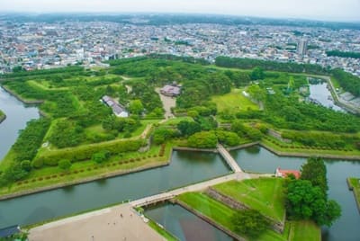 五稜郭タワー展望台から見た五稜郭公園